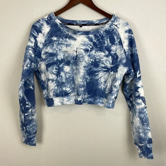 BALANCE Athletica Essence Crop Sweatshirt Sweater - Picture 2 of 9